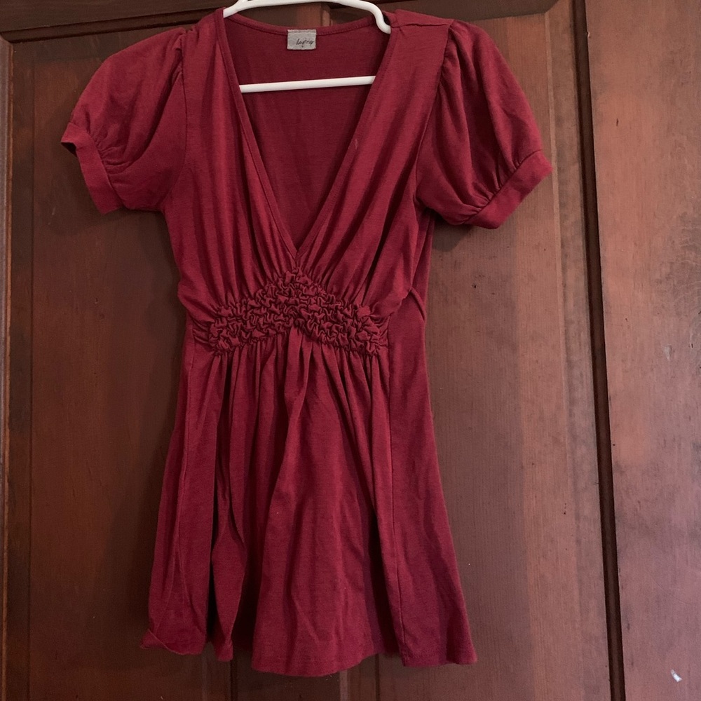 Daytrip Brand from Buckle Burgundy Colored Fitted Top